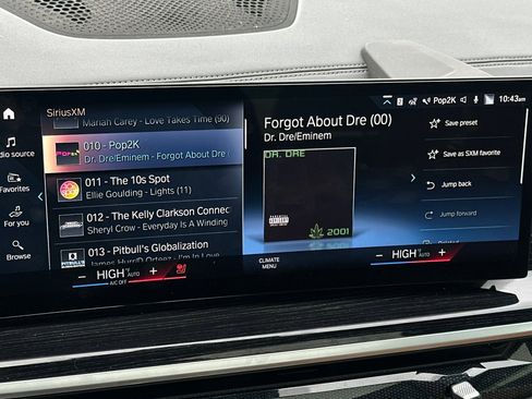 Used 2023 BMW X7 xDrive40i w/ M Sport Package image 19