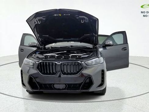 Used 2026 BMW X6 xDrive40i w/ Premium Package AWD/4WD image 12