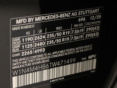 New 2026 Mercedes-Benz GLB 250 4MATIC image 12