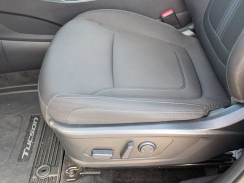 Used 2024 Hyundai Tucson SEL FWD image 11