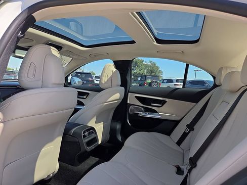 Used 2024 Mercedes-Benz E 350 4MATIC Sedan image 13