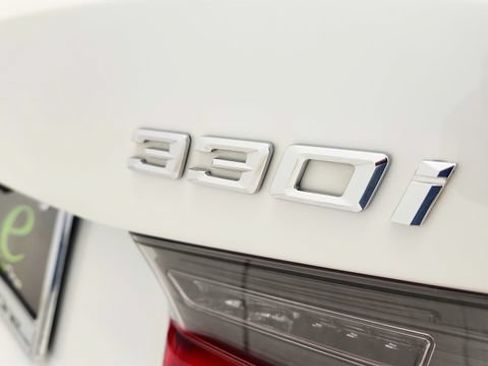 Used 2020 BMW 330i Sedan w/ Convenience Package RWD image 32