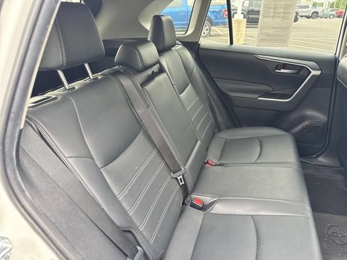 Used 2020 Toyota RAV4 XLE Premium AWD/4WD image 14