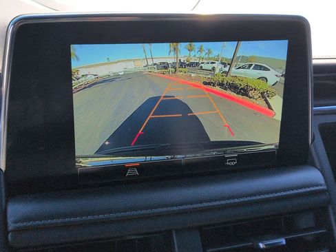 Used 2022 GMC Yukon SLE w/ Gmc Pro Safety Plus Package image 24