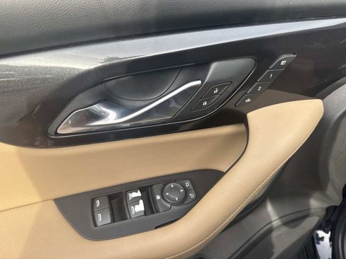 Used 2020 Chevrolet Blazer Premier w/ Driver Confidence II Package image 16