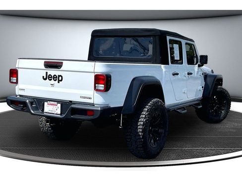 Used 2020 Jeep Gladiator Sport w/ Quick Order Package 24S AWD/4WD image 14