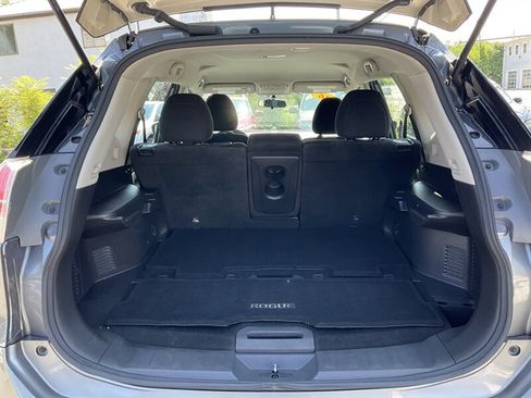 Used 2016 Nissan Rogue S AWD/4WD image 12