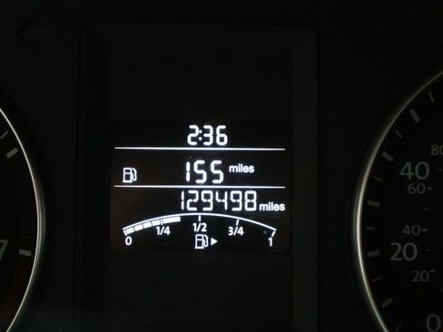 Used 2013 Volkswagen Jetta SE image 31