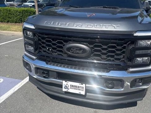 Used 2026 Ford F250 XLT w/ XLT Premium Package AWD/4WD image 3
