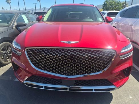 Used 2022 Genesis GV70 2.5T AWD/4WD image 4