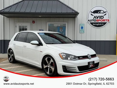 Used 2017 Volkswagen GTI S image 1