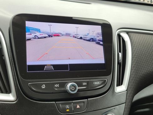 Used 2024 Chevrolet Malibu LT image 24