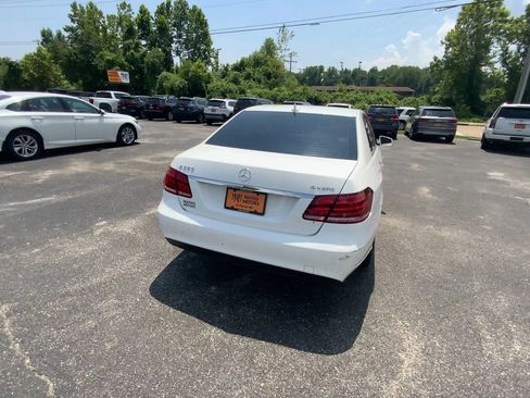 Used 2014 Mercedes-Benz E 350 4MATIC Sedan image 7