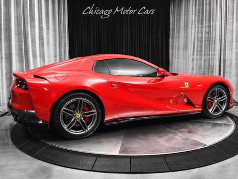 Used 2021 Ferrari 812 GTS image 46