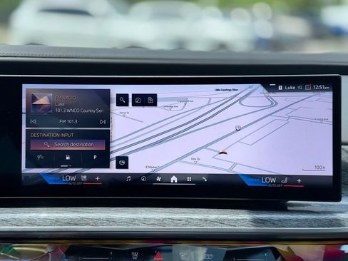 Used 2024 BMW 760i xDrive w/ Premium Package 2 image 65