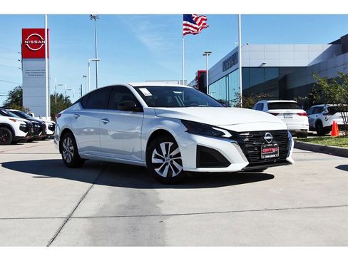 New 2024 Nissan Altima 2.5 S image 1