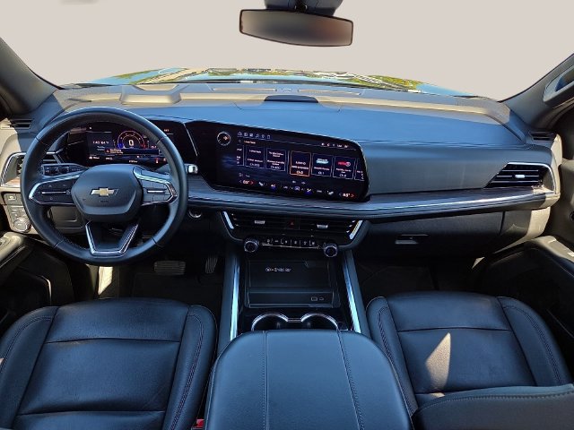 Used 2025 Chevrolet Tahoe LT AWD/4WD image 14