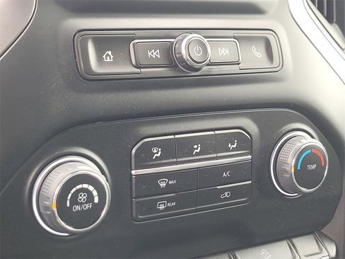 Used 2024 Chevrolet Silverado 2500 Custom w/ Custom Value Package image 20