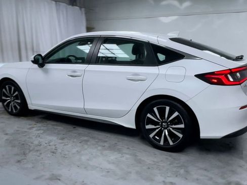 Used 2024 Honda Civic EX-L image 6