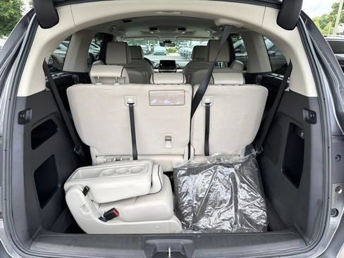Used 2025 Honda Odyssey Touring image 8