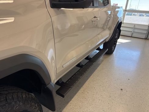 New 2026 GMC Canyon Elevation w/ Convenience Package image 6