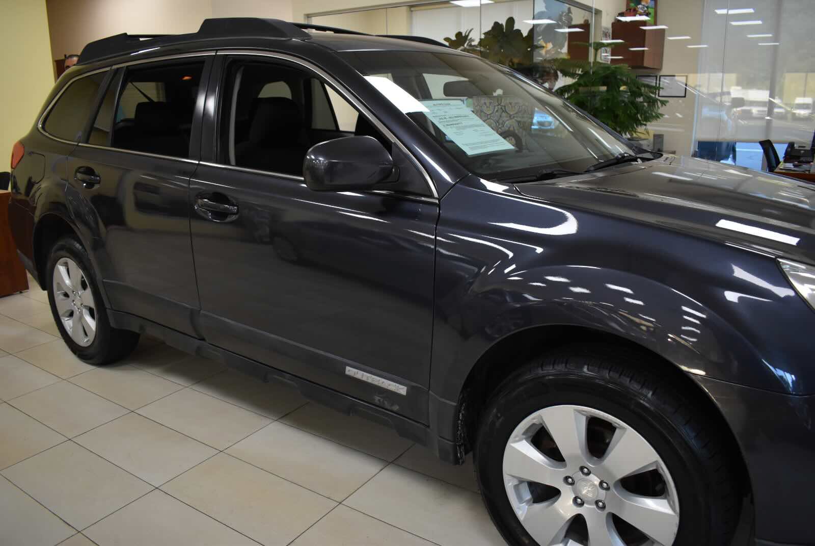 Used 2011 Subaru Outback 2.5i Premium w/ All-Weather Pkg AWD/4WD image 49
