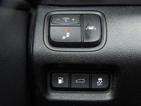 Used 2019 Kia Optima LX FWD image 12