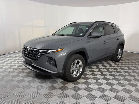 Used 2024 Hyundai Tucson SEL AWD/4WD image 3