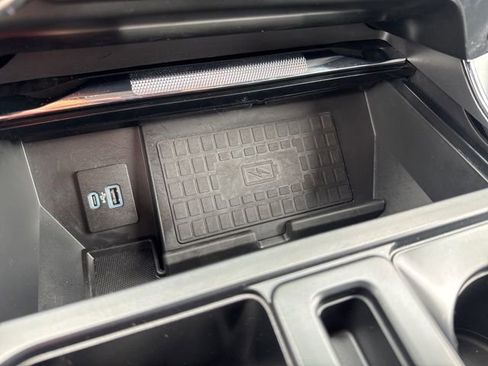 Certified 2022 Ford F150 Lariat w/ Equipment Group 502A High image 28