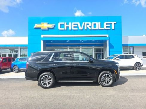 Used 2025 Chevrolet Tahoe LT w/ LPO, Dark Essentials Package AWD/4WD image 2