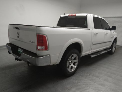 Used 2013 RAM 1500 Laramie w/ Convenience Group AWD/4WD image 9