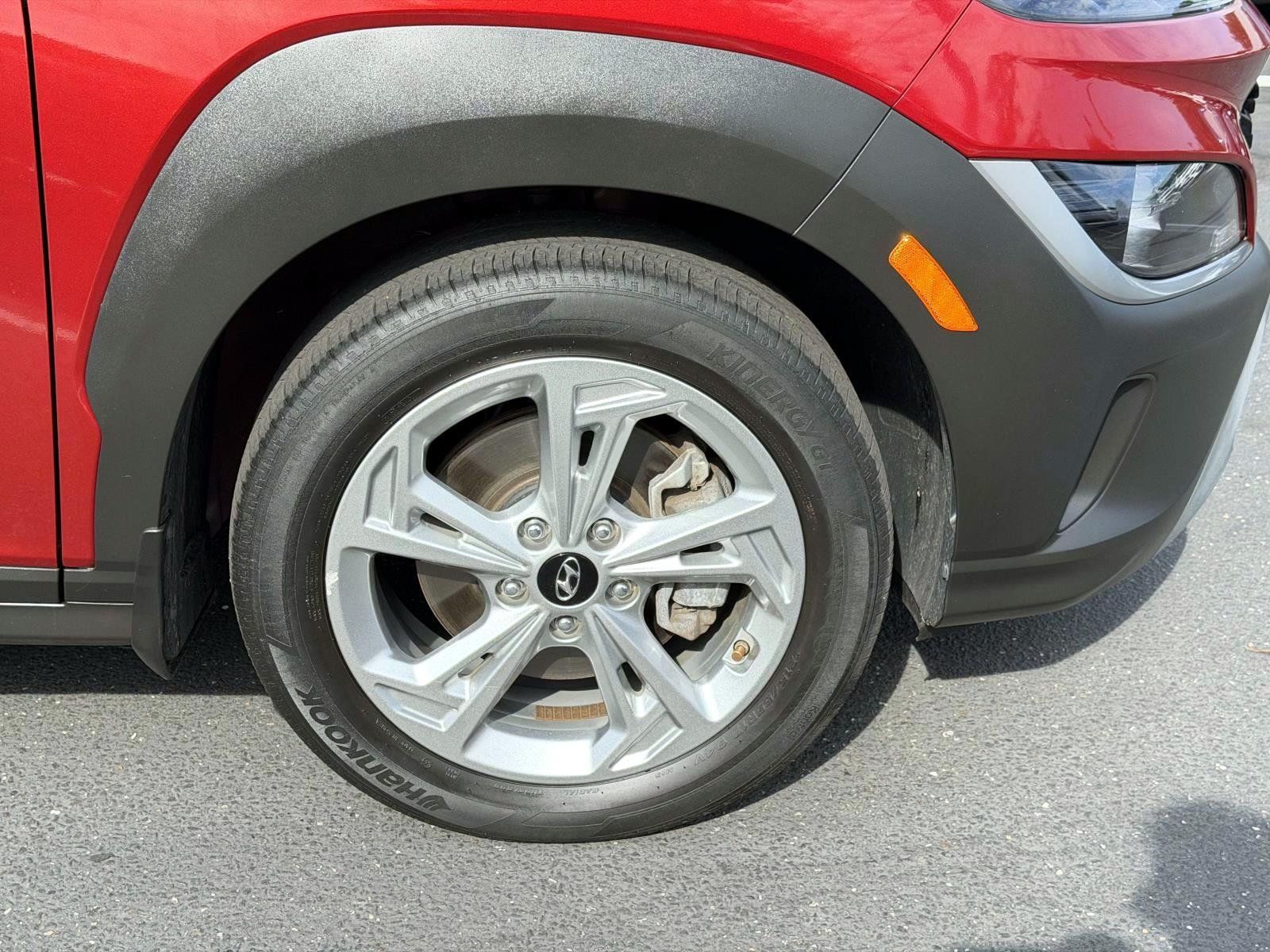 Used 2023 Hyundai Kona SEL w/ Cargo Package AWD/4WD image 10