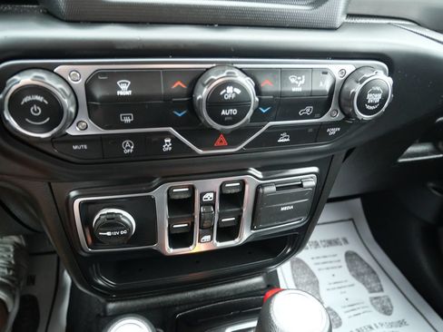 Used 2020 Jeep Gladiator Sport w/ Quick Order Package 24S AWD/4WD image 36