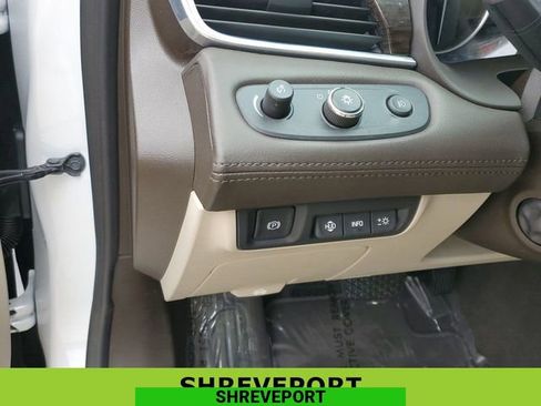 Used 2017 Buick LaCrosse Premium w/ Driver Confidence Package #2 image 18