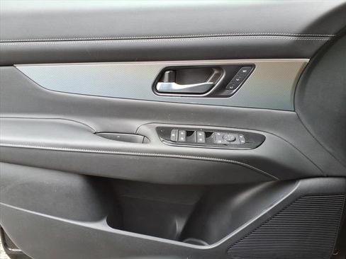 New 2026 Nissan Murano SL image 9