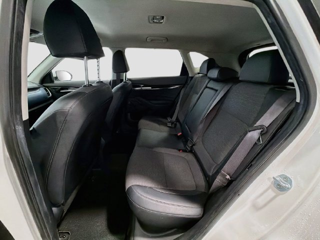 Used 2021 Kia Seltos S FWD image 21