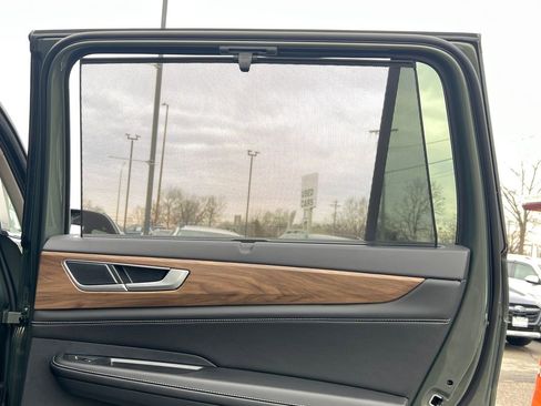 New 2026 Volkswagen Atlas SE image 13