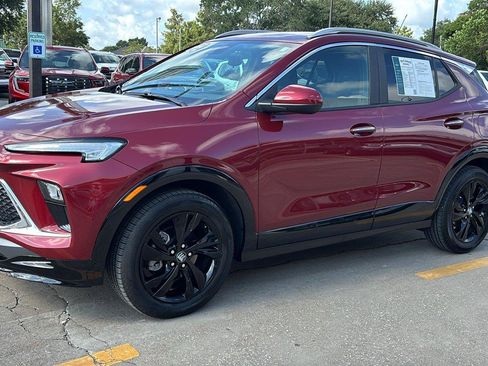 Certified 2024 Buick Encore GX Sport Touring FWD image 3