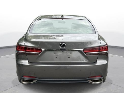 Used 2018 Lexus LS 500 w/ Interior Upgrade Package RWD image 7