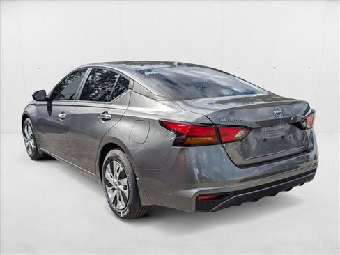 New 2025 Nissan Altima 2.5 S FWD image 8