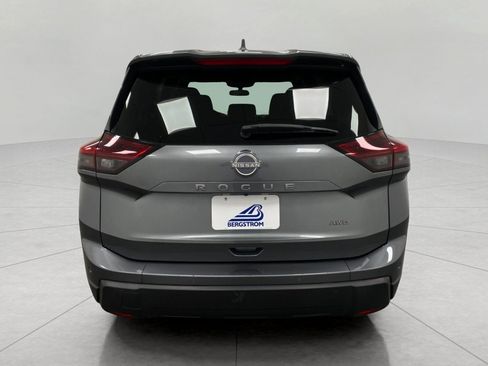 Certified 2025 Nissan Rogue SV AWD/4WD image 4