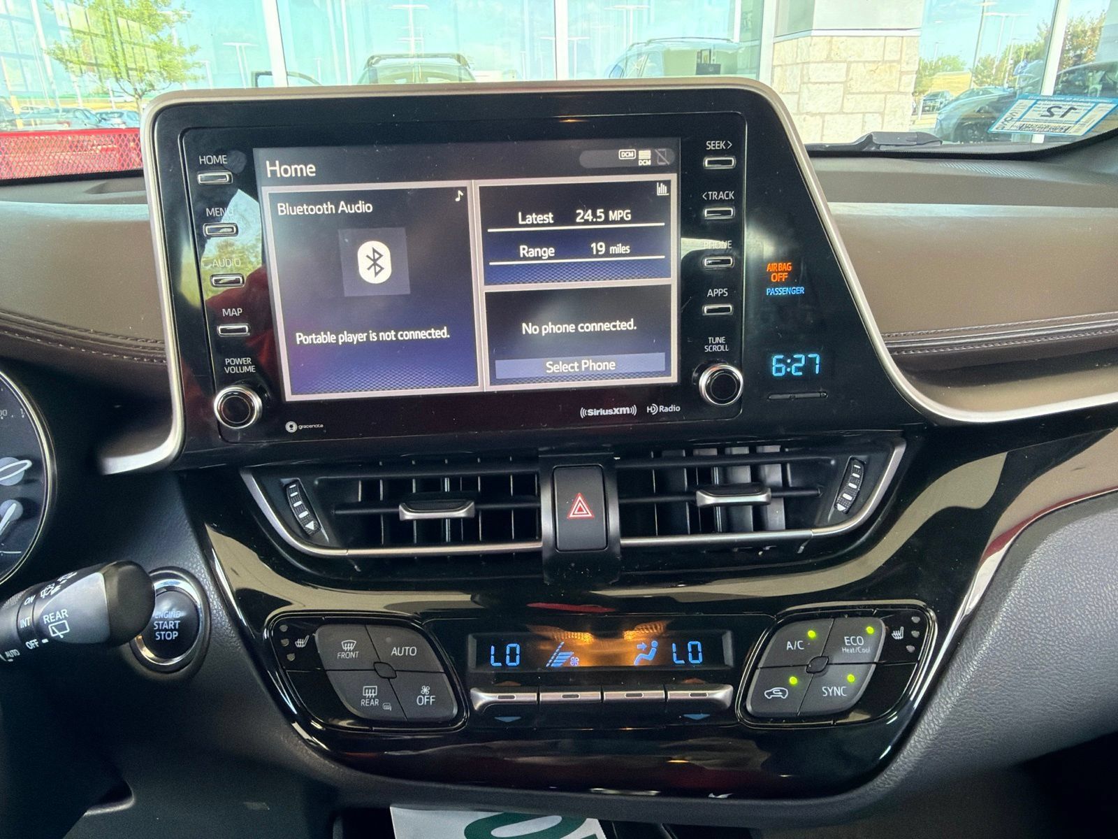 Used 2019 Toyota C-HR Limited FWD image 9