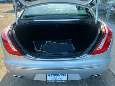 Used 2011 Jaguar XJ L RWD image 8