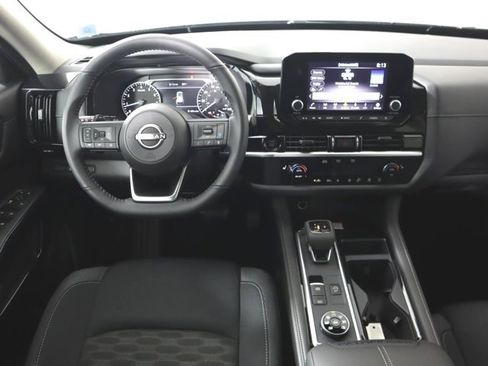 New 2025 Nissan Pathfinder SV w/ Cargo Package image 21