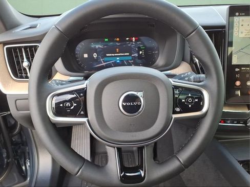 New 2026 Volvo XC60 T8 Plus w/ Protection Package Premier AWD/4WD image 20