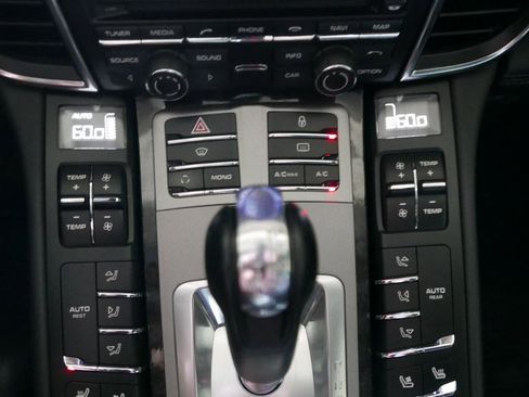Used 2012 Porsche Panamera Turbo S image 17