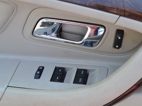 Used 2011 Ford Taurus Limited w/ 303A Rapid Spec Order Code image 27