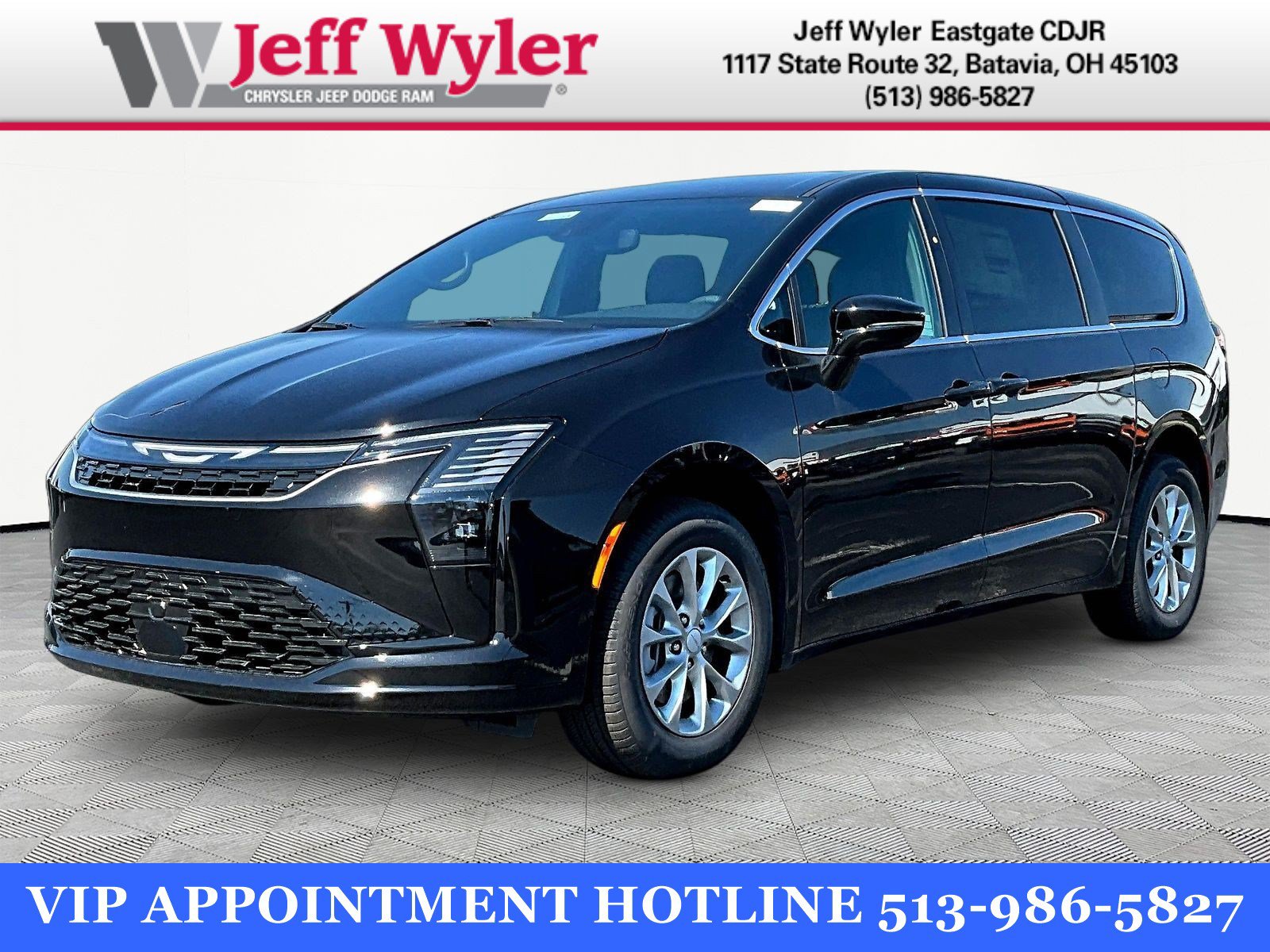 New 2027 Chrysler Pacifica Select AWD/4WD image 1