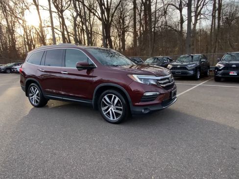 Used 2018 Honda Pilot Touring image 8