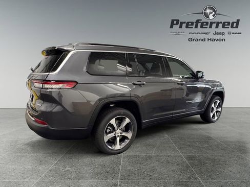 New 2026 Jeep Grand Cherokee L Limited AWD/4WD image 21